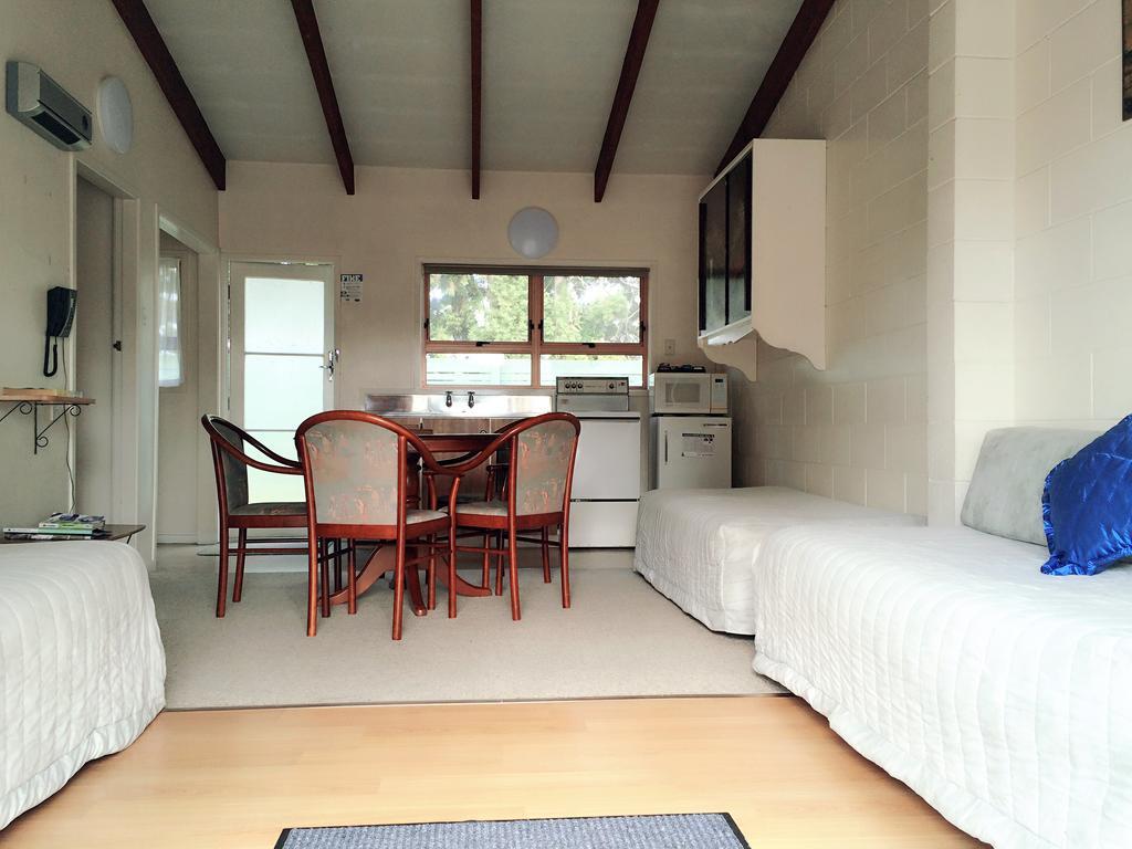 Katikati Motel Экстерьер фото