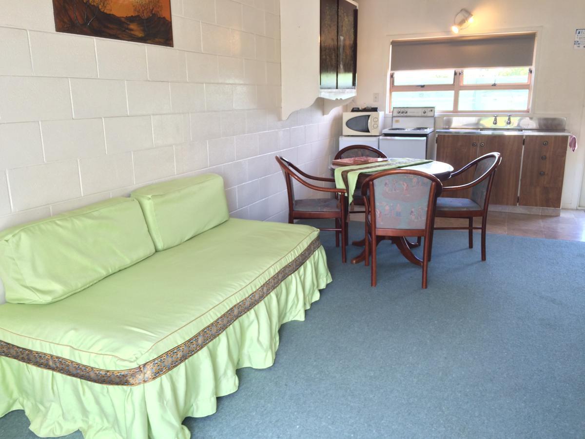 Katikati Motel Экстерьер фото