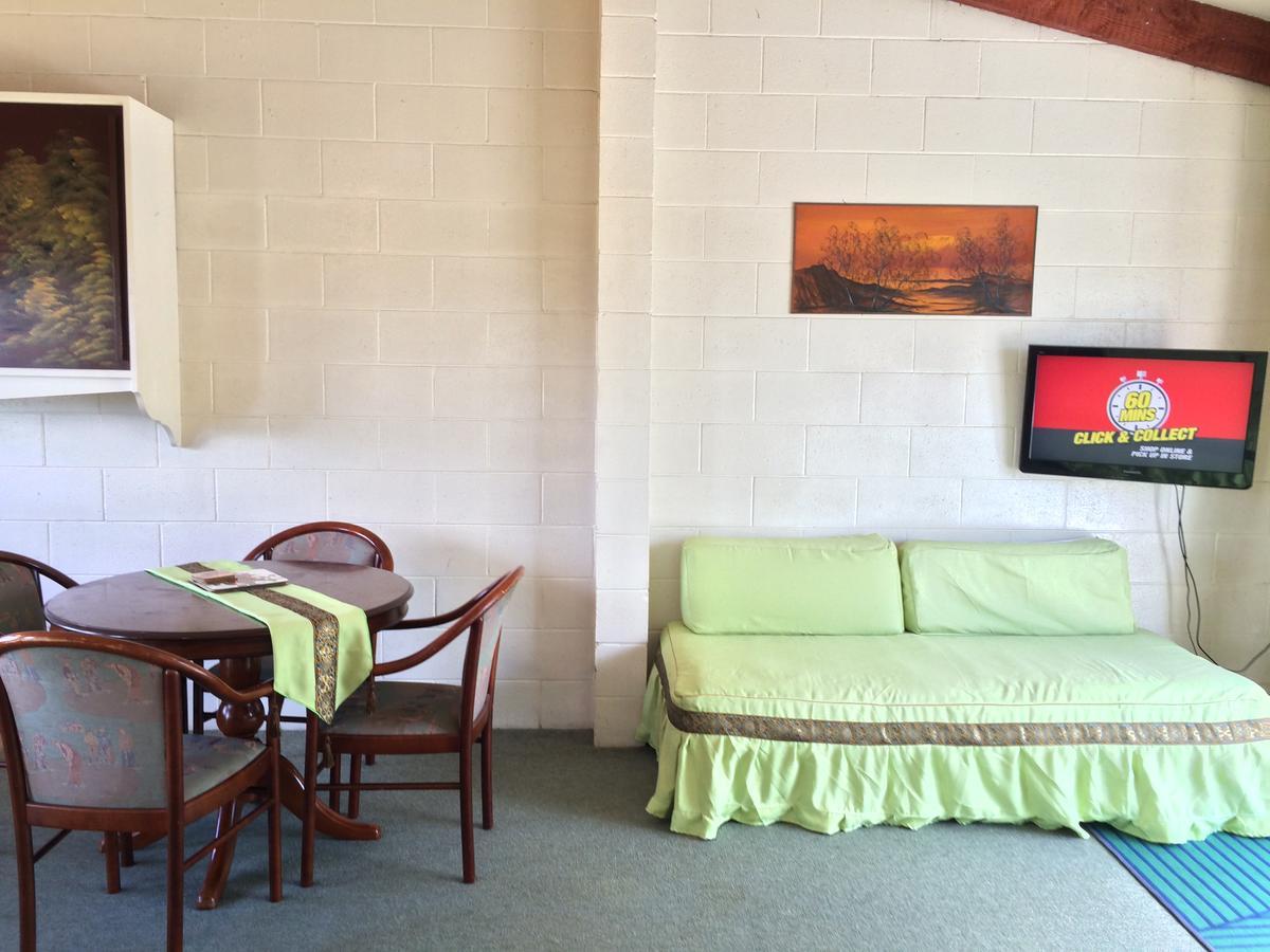 Katikati Motel Экстерьер фото