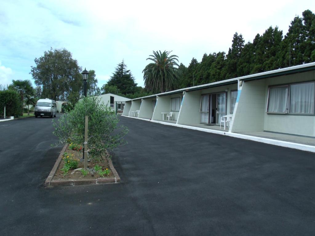 Katikati Motel Экстерьер фото